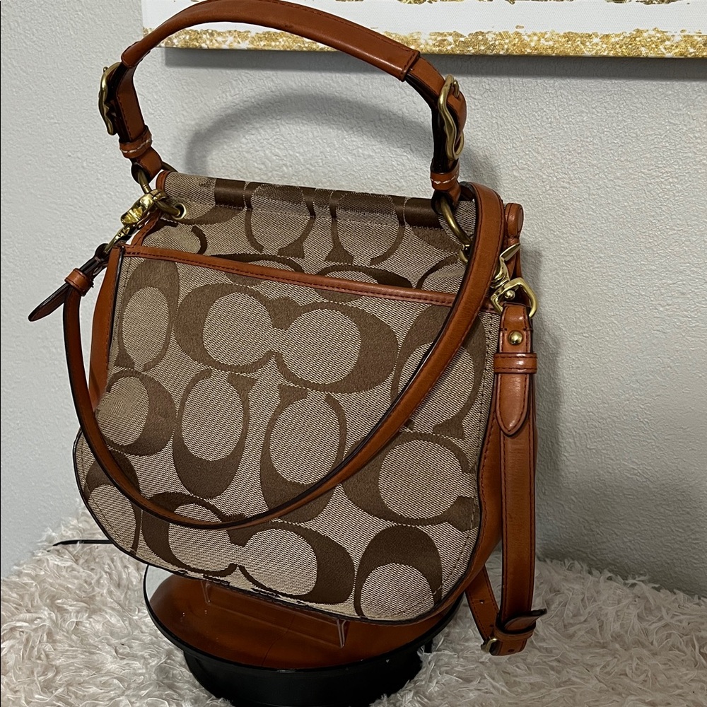 Coach Poppy Willis 70th Anniversary Crossbody Bag Signature Canvas Tan Leather - Picture 3 of 16
